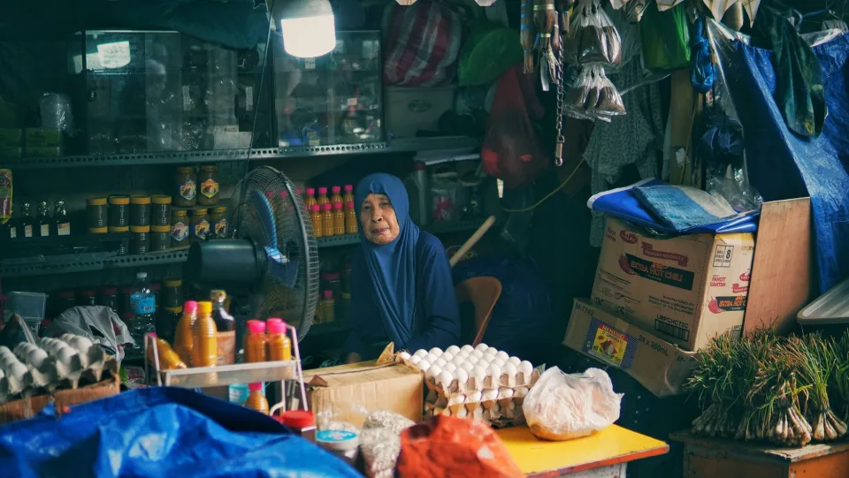 Kệ mì gói, đồ khô